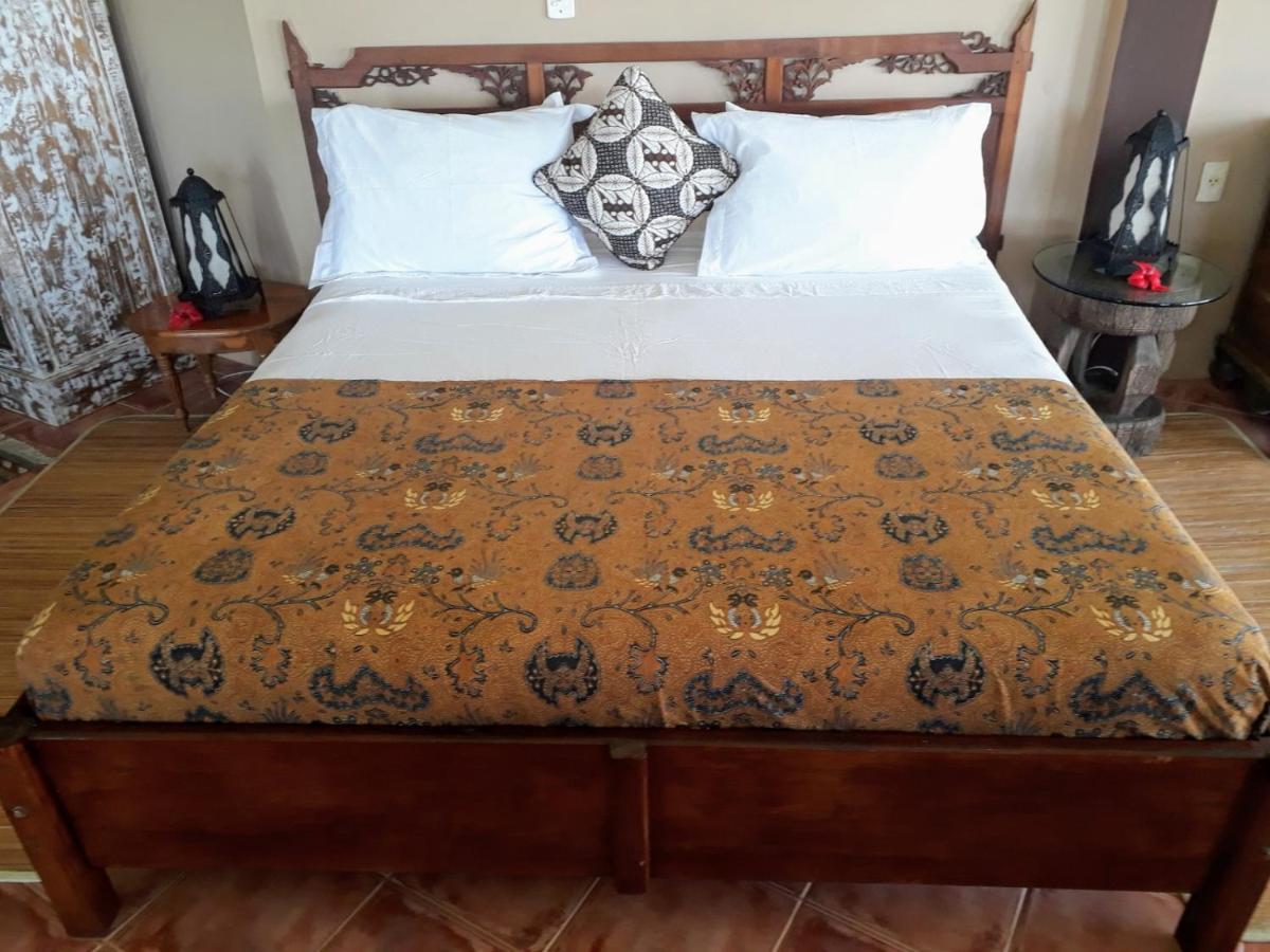 גרופאבה Luxury Suites Vila Indonesia מראה חיצוני תמונה