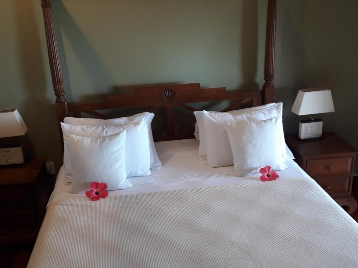 גרופאבה Luxury Suites Vila Indonesia מראה חיצוני תמונה