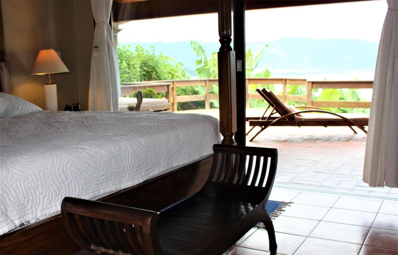 גרופאבה Luxury Suites Vila Indonesia מראה חיצוני תמונה